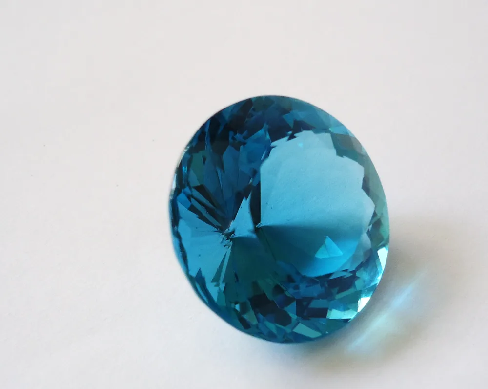 Топаз Swiss Blue круглой огранки